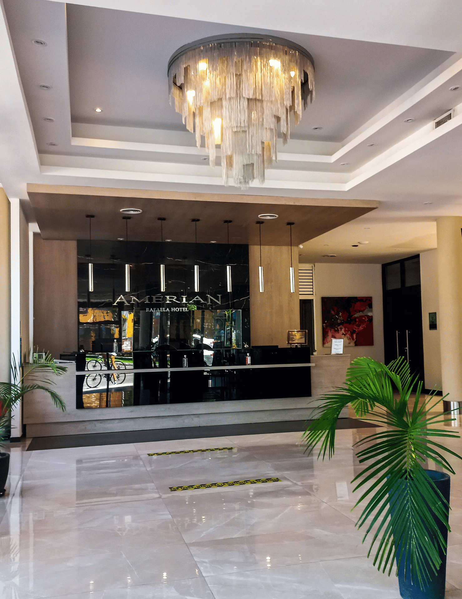 Muebles personalizados en Hotel Amérian Rafaela - Imagen 1