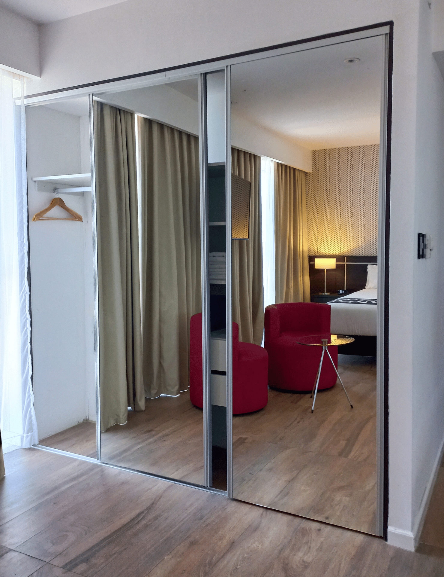 Habitaciones amobladas por Maderal S.A. - Imagen 9