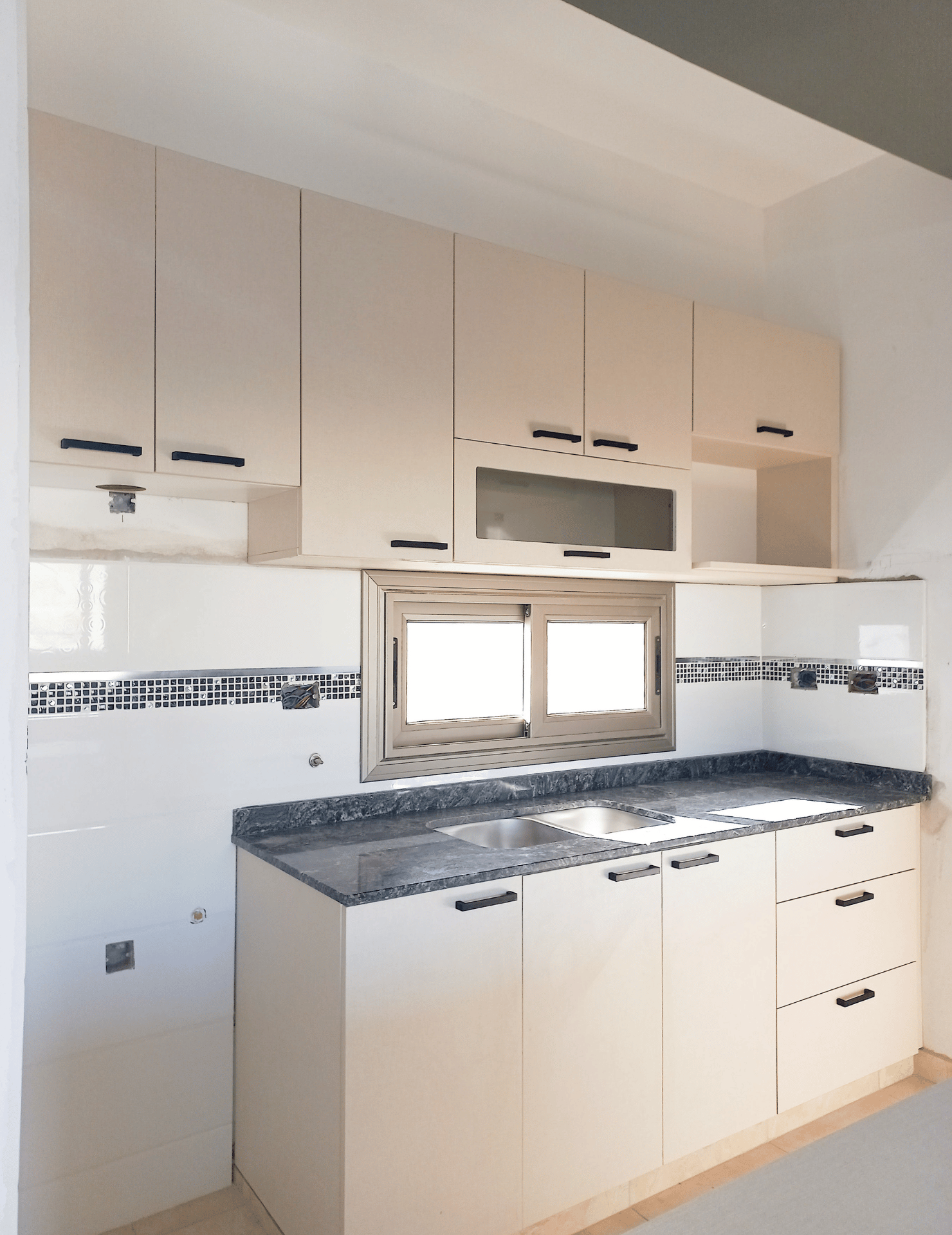 Diseño de cocina de melamina en melamina - Imagen 25