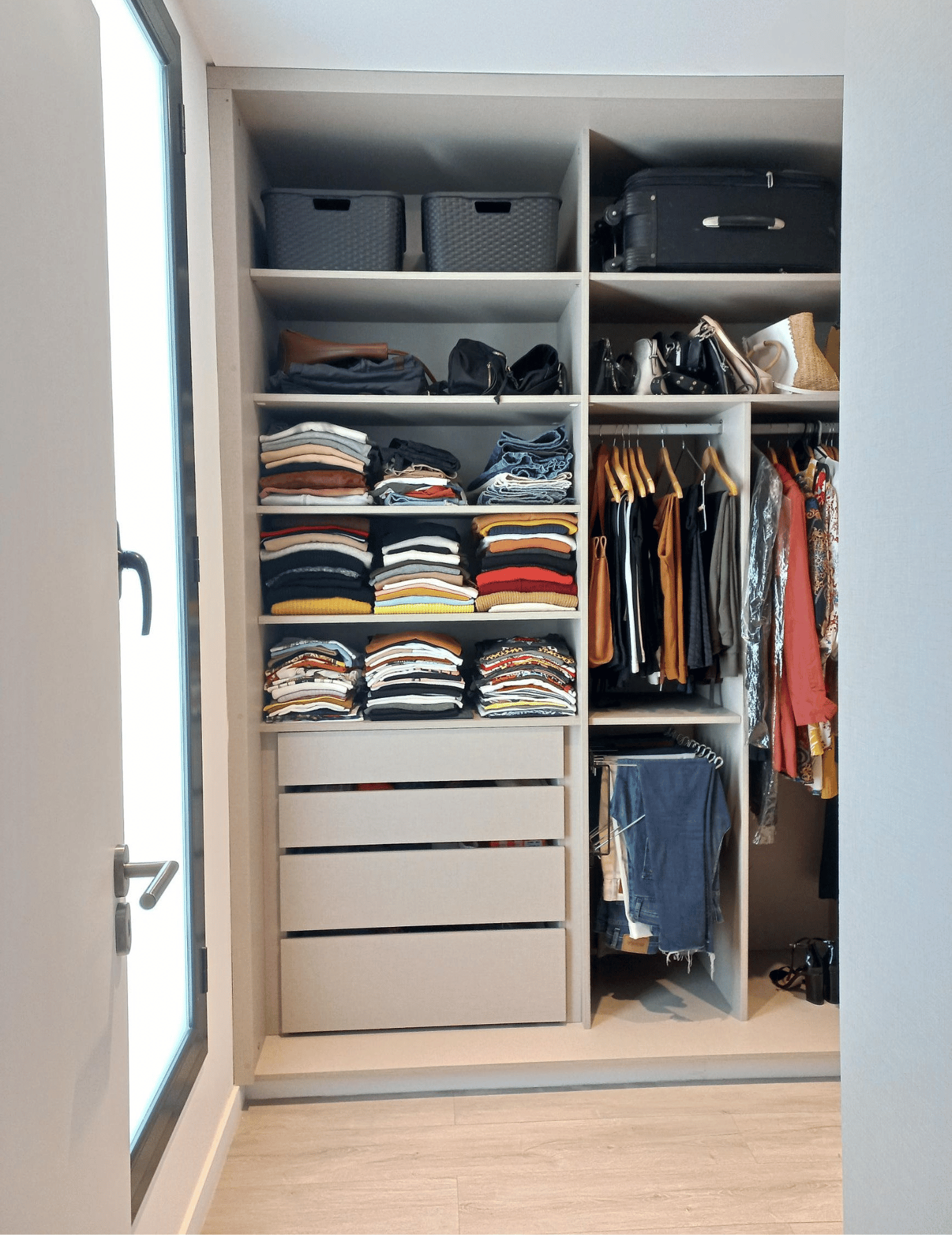 Diseño de vestidor de melamina - Imagen 11